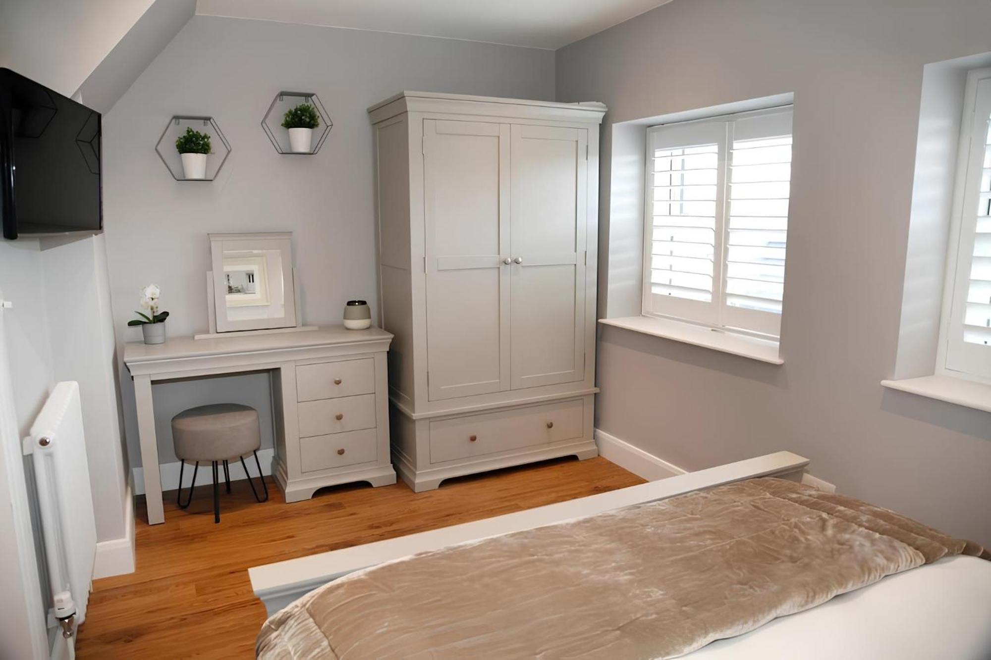 Tucked Away, Beach Access Sleeps 4 The Mumbles Exterior foto